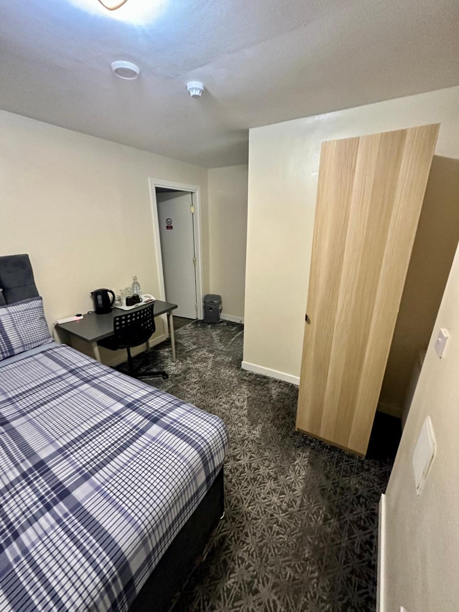 Ibrox Guesthouse Glasgow Esterno foto