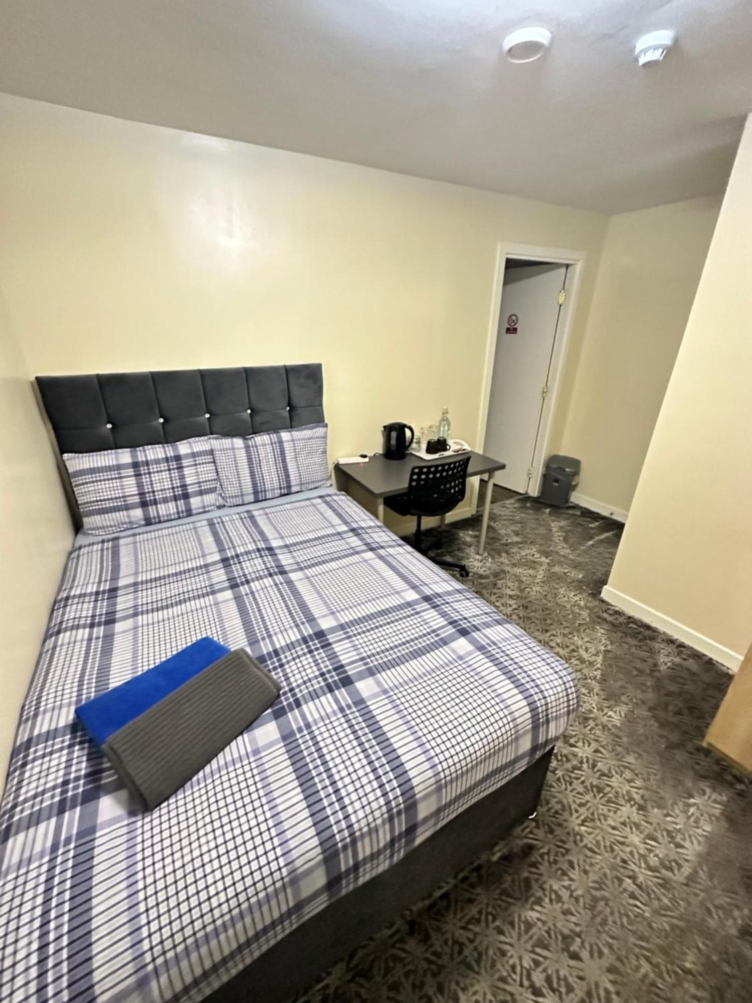 Ibrox Guesthouse Glasgow Esterno foto